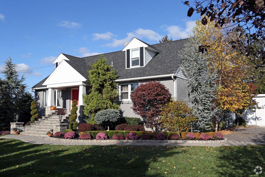 270 Jessup Rd, Thorofare, NJ for sale - Primary Photo - Image 1 of 1