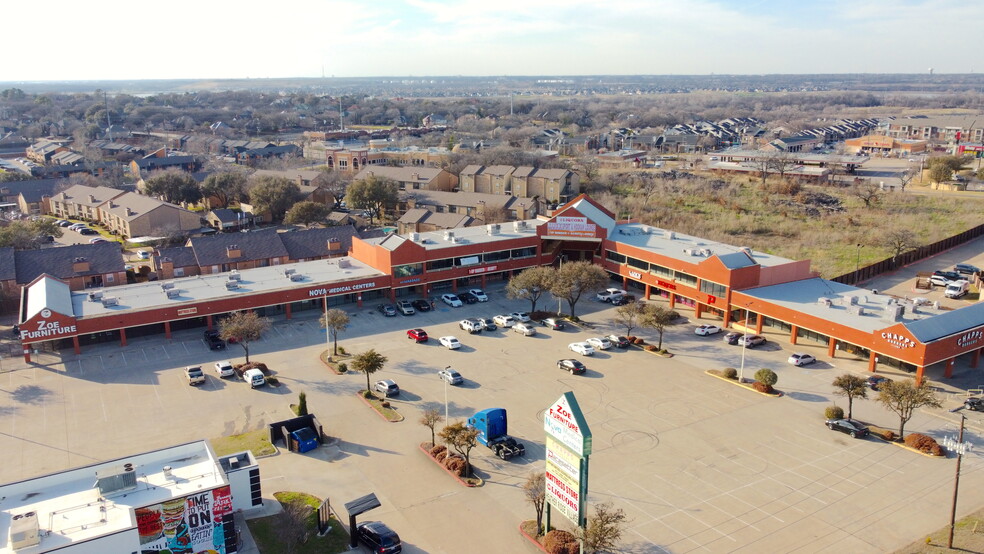 2045 N State Highway 360, Grand Prairie, TX for lease - Building Photo - Image 2 of 6