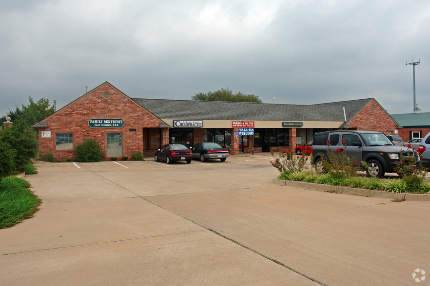 3201 E Memorial, Edmond, OK for lease - Building Photo - Image 3 of 10