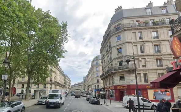 Retail in Paris for lease - Building Photo - Image 2 of 3