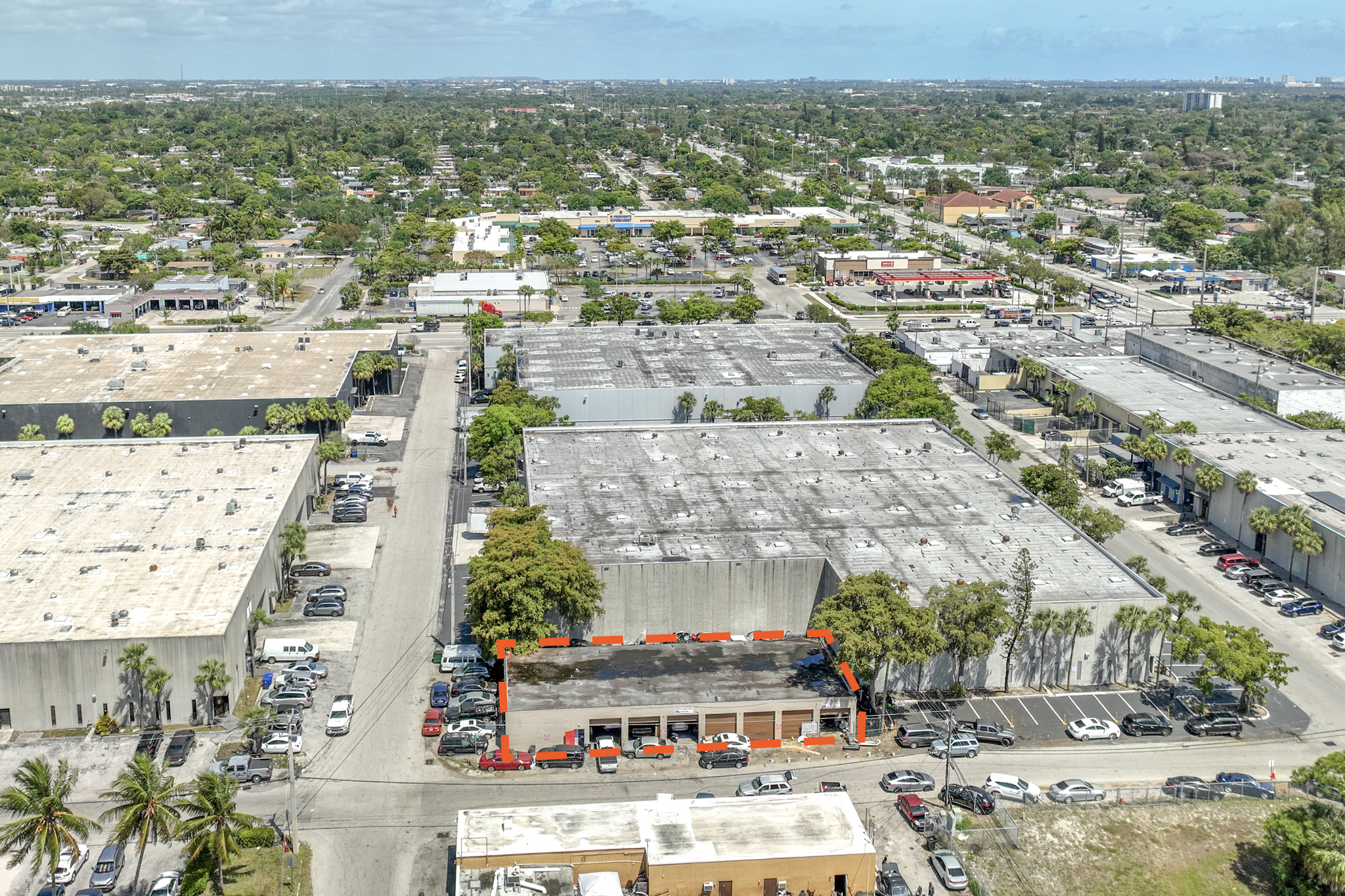 900 NW 10th Ter, Fort Lauderdale, FL for sale Building Photo- Image 1 of 1