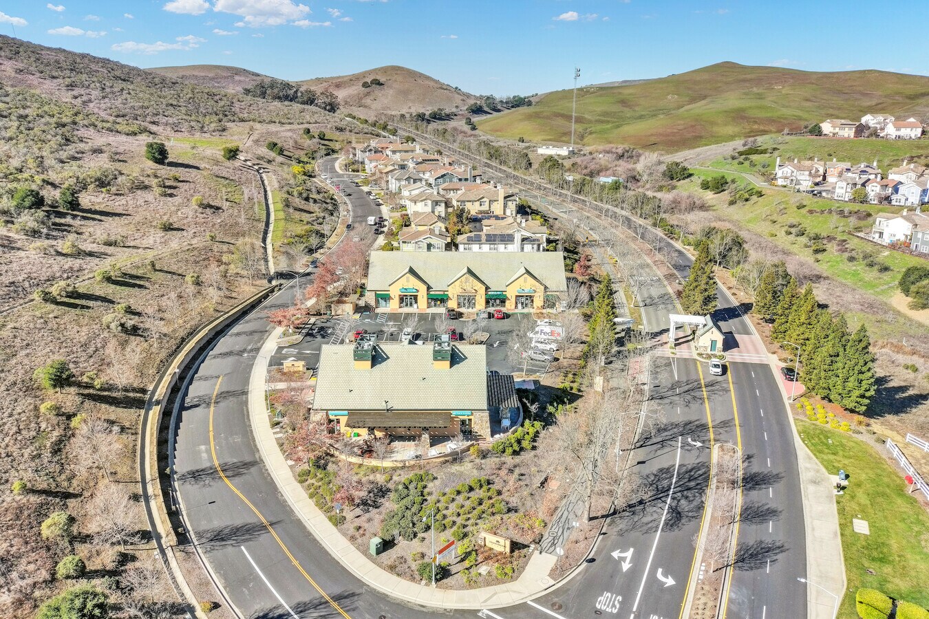 83008340 Bennington Ct, Vallejo, CA 94591 Retail for Sale