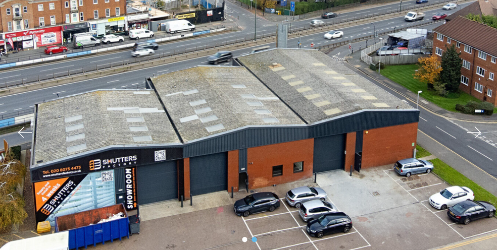 Fullers Way S, Chessington for lease - Building Photo - Image 2 of 6