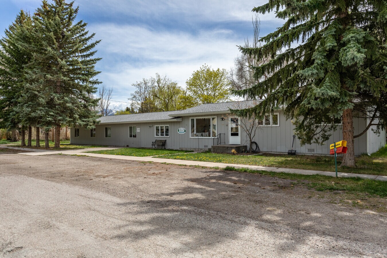 405 6th Ave W, Polson, MT 59860