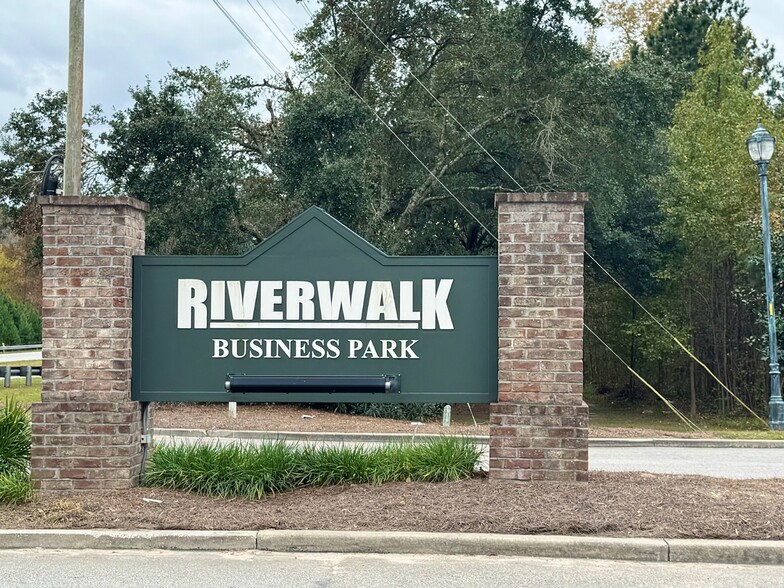 149 Riverwalk Blvd, Ridgeland, SC for lease - Building Photo - Image 1 of 8