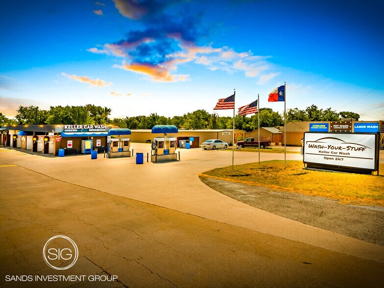 412 N Main St, Keller, TX 76248