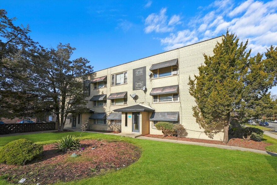 14124 S Atlantic Ave, Riverdale, IL 60827 Multifamily for Sale