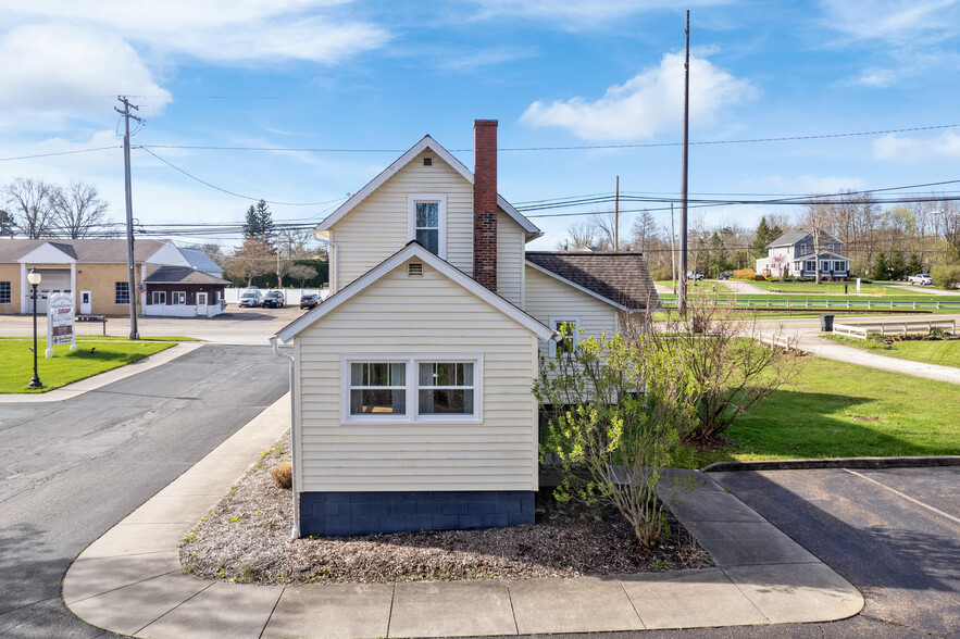 311 E Garfield Rd, Aurora, OH for lease - Building Photo - Image 3 of 27