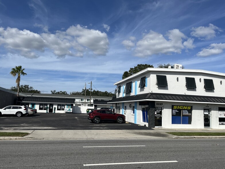 6225-6239 Park Blvd N, Pinellas Park, FL for sale - Building Photo - Image 2 of 16