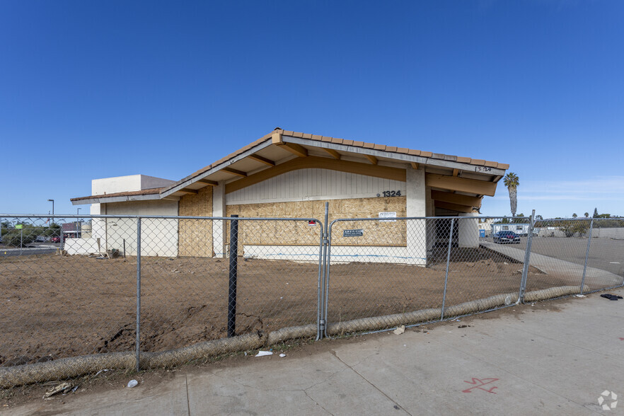 1324 E Main St, El Cajon, CA for sale - Building Photo - Image 3 of 4