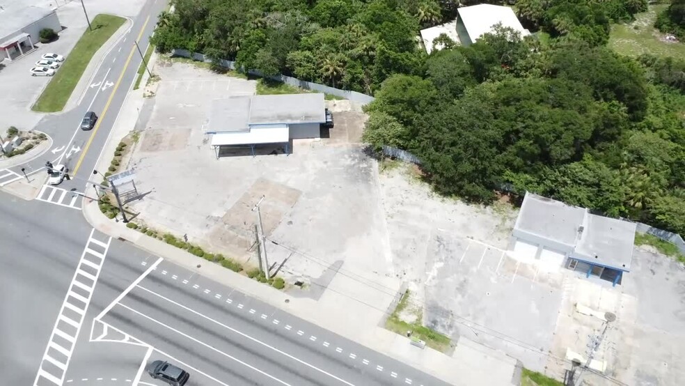 1206 N Cocoa Blvd, Cocoa, FL for sale - Commercial Listing Video - Image 2 of 5