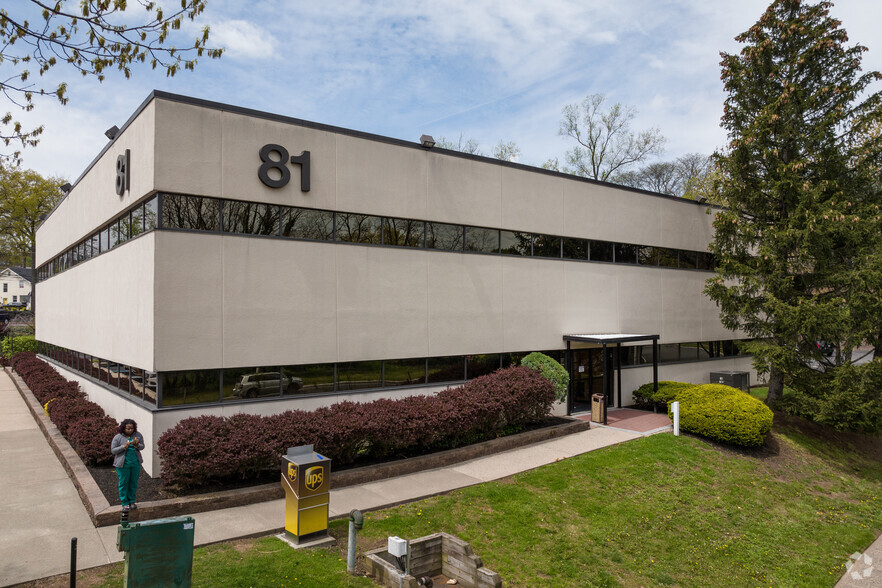 81 Northfield Ave, West Orange, NJ for lease - Building Photo - Image 1 of 7