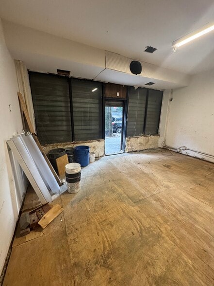 192-194 Malcolm X Blvd, Brooklyn, NY for lease - Building Photo - Image 3 of 13