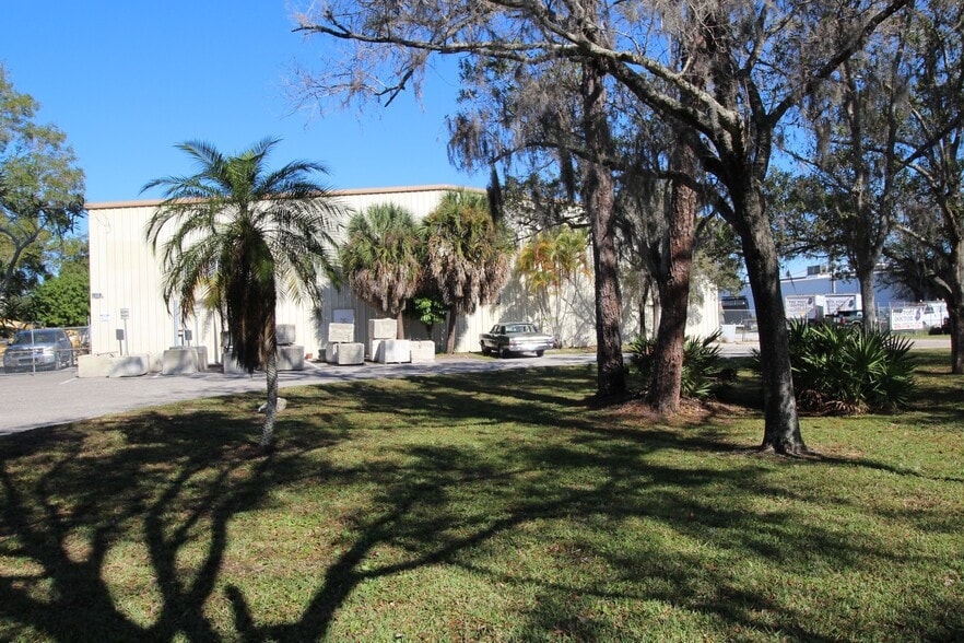 6995 N 90th Ave, Pinellas Park, FL for sale - Building Photo - Image 2 of 8