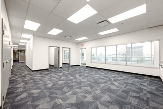 2625-2655 Boul Jacques-Cartier E, Longueuil, QC for lease Interior Photo- Image 2 of 9