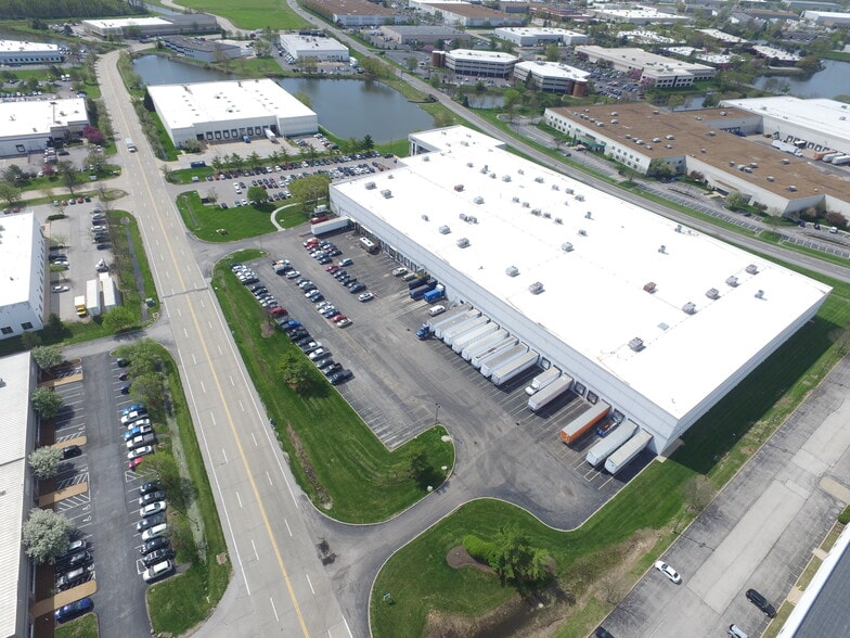 13333 Lakefront Dr, Earth City, MO for lease - Building Photo - Image 2 of 17