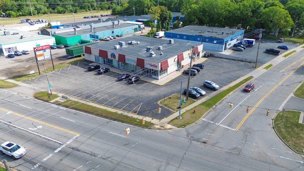 5525 S Cedar St, Lansing, MI for lease - Aerial - Image 3 of 4