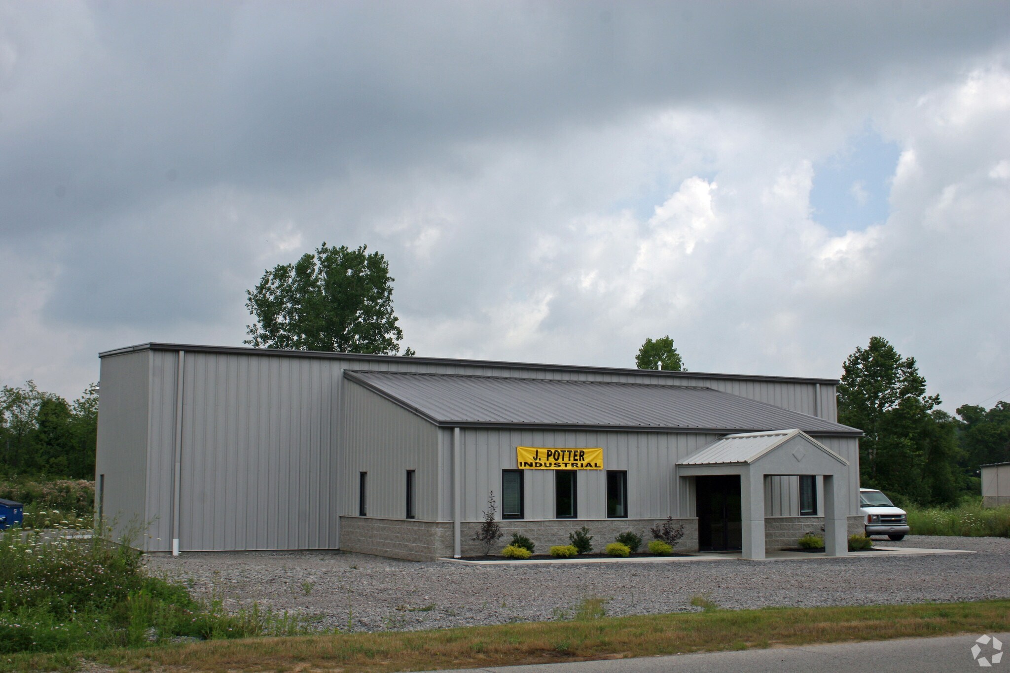 203 Commerce Ave, New Castle, PA for sale Primary Photo- Image 1 of 1