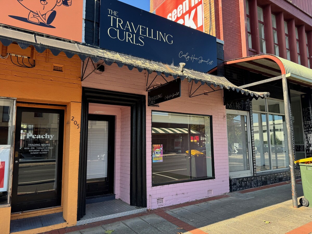 207 Commercial Rd, Morwell for lease Building Photo- Image 1 of 3