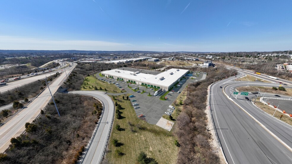 1 Innovation Dr, Plymouth Meeting, PA for lease - Building Photo - Image 3 of 7