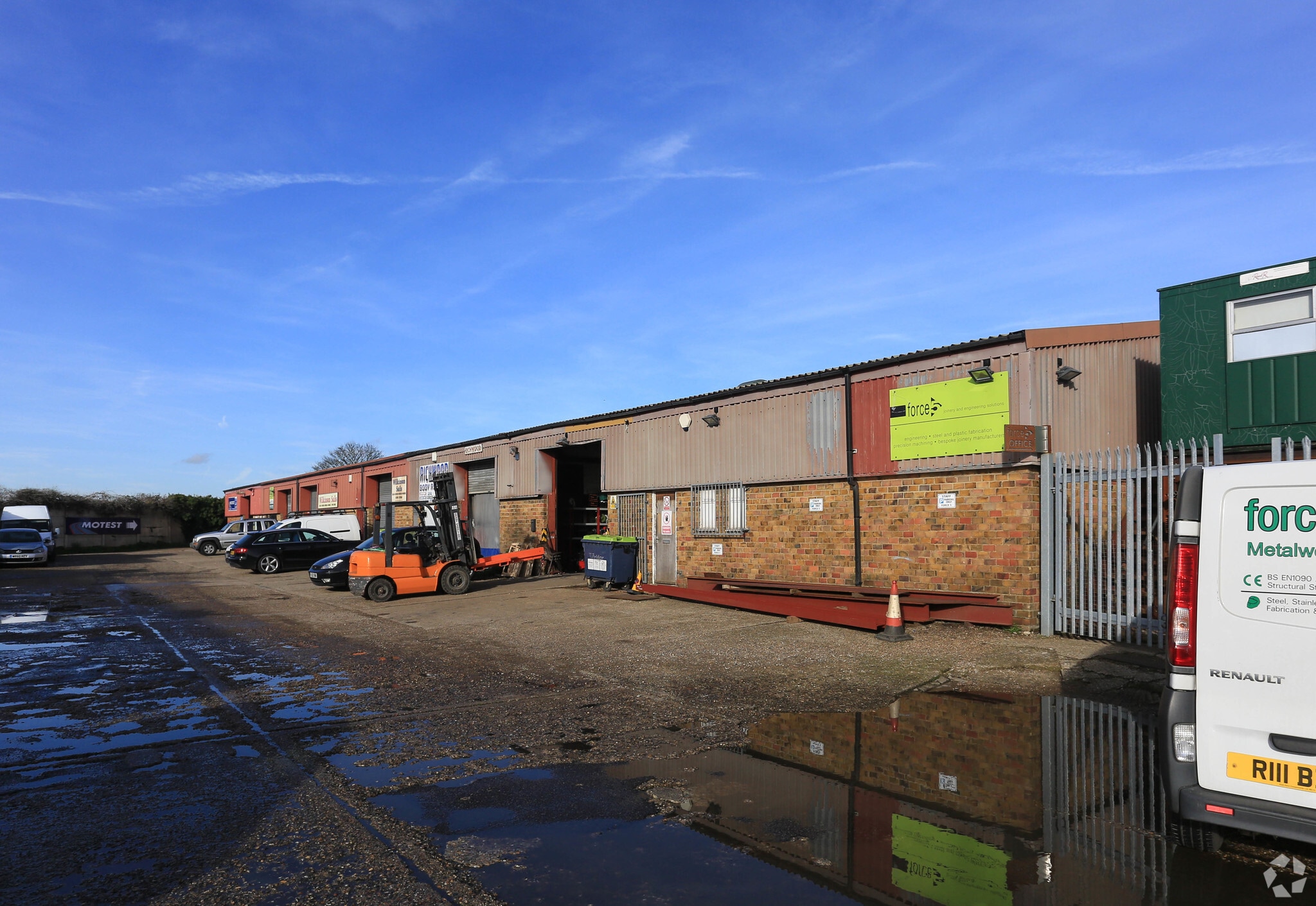 15 Upper Brents, Faversham for sale Primary Photo- Image 1 of 1