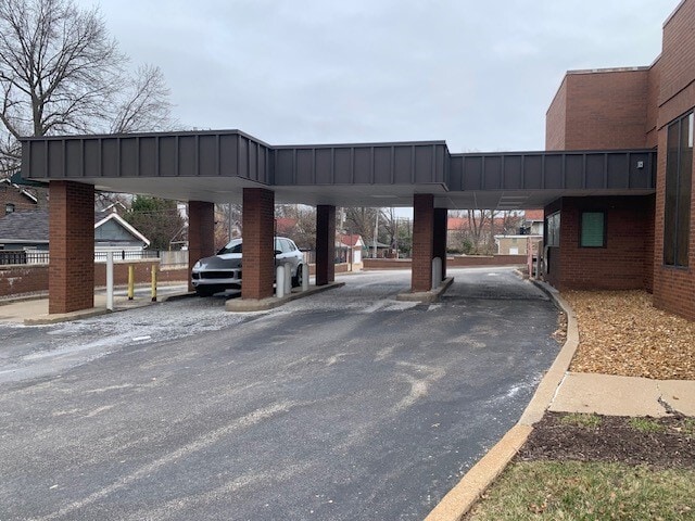 6369 Clayton Rd, Saint Louis, MO for sale - Building Photo - Image 2 of 7