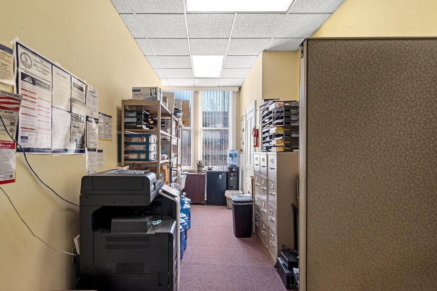 45 East Piccadilly, Winchester, VA for lease - Building Photo - Image 3 of 10