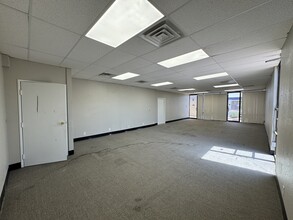 1555 E Flamingo Rd, Las Vegas, NV for lease Interior Photo- Image 2 of 2