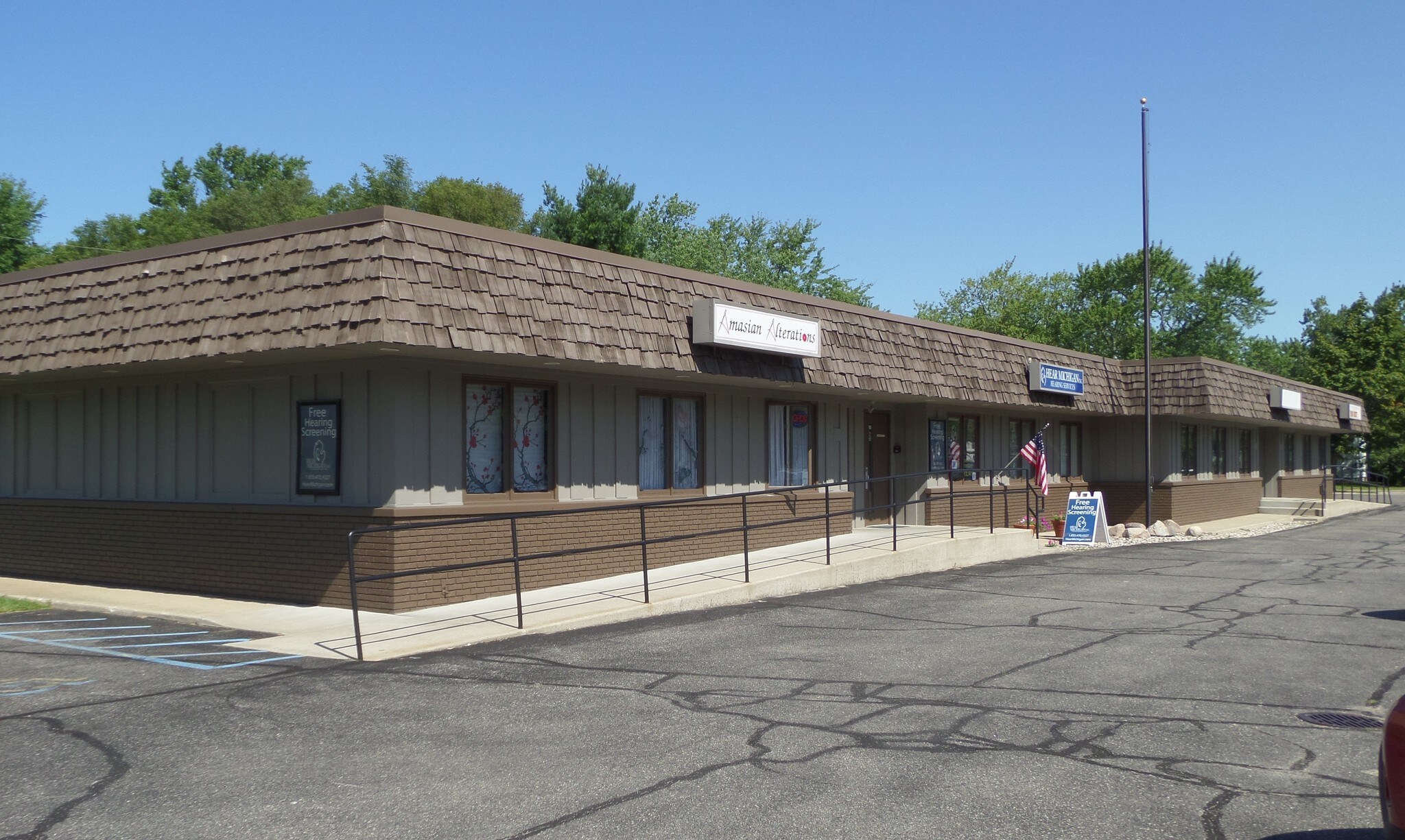601 S Beacon Blvd, Grand Haven, MI for sale Building Photo- Image 1 of 1
