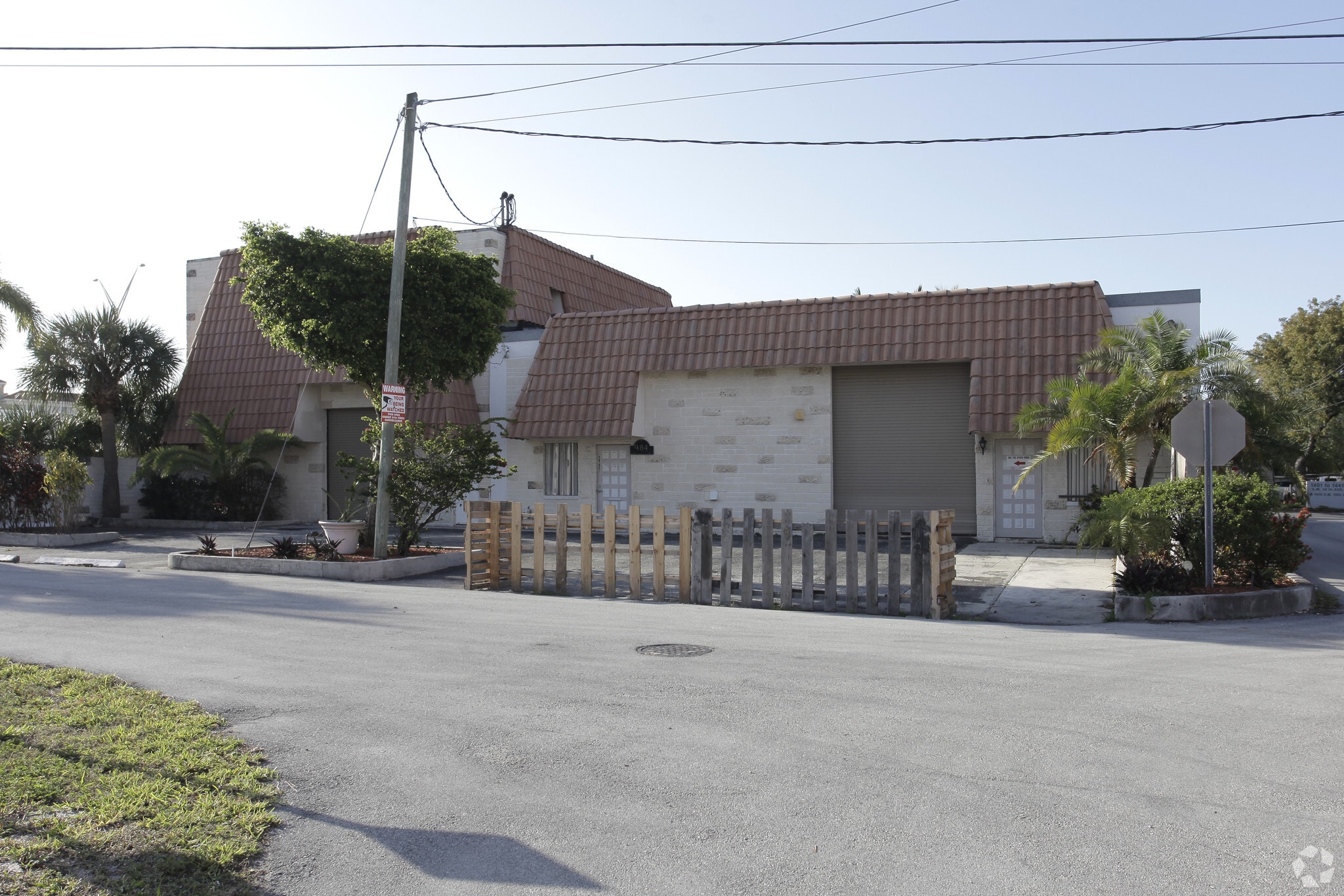 984 SW 13th Ct, Pompano Beach, FL for lease Primary Photo- Image 1 of 3