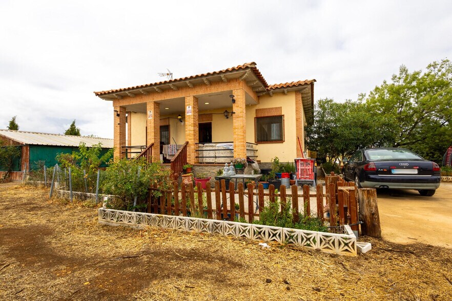 Retail in Fuentelahiguera de Albatages, Guadalajara for sale - Building Photo - Image 3 of 36