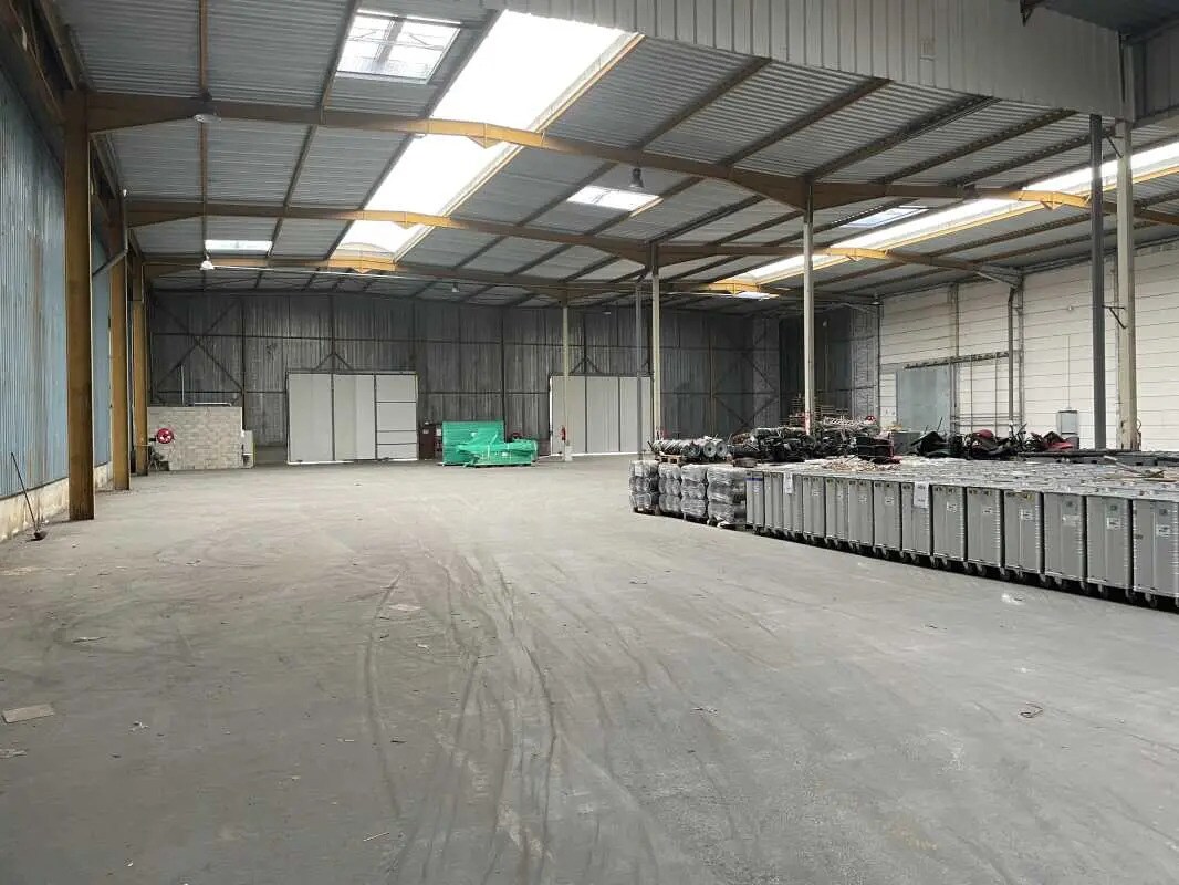 Flex in Warluis for lease Interior Photo- Image 1 of 4