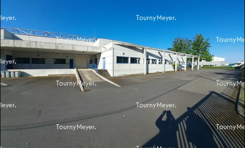 Industrial in Carquefou for lease - Building Photo - Image 2 of 7