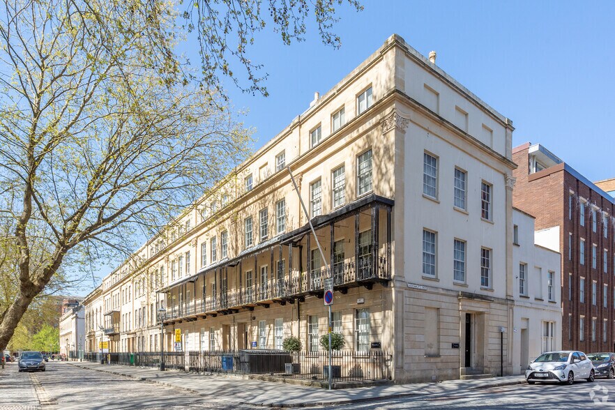 3 Queen Sq, Bristol for sale - Building Photo - Image 1 of 6