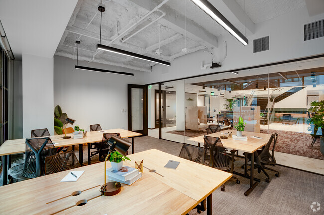 More details for 3390 Mary St, Coconut Grove, FL - Coworking for Lease