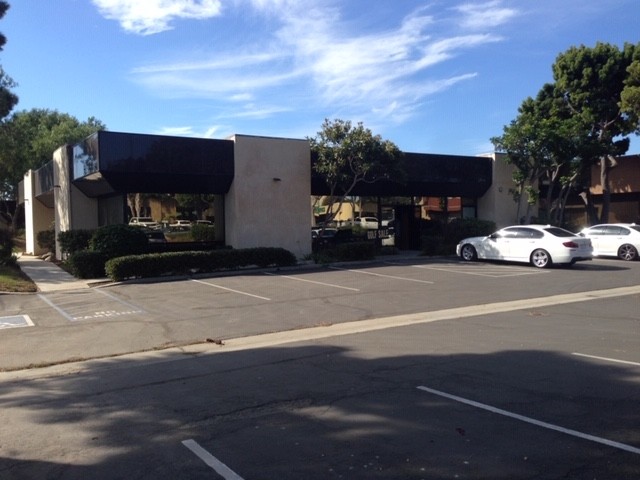 2227 Portola Rd, Ventura, CA for lease Primary Photo- Image 1 of 12