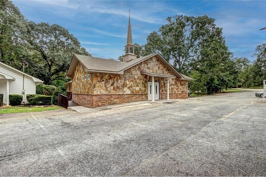 133 Dyer Rd, Newnan, GA for sale - Building Photo - Image 1 of 1