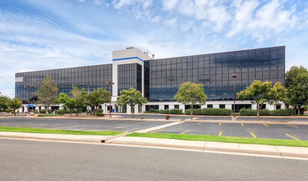 860 Potomac Cir, Aurora, CO for sale - Building Photo - Image 1 of 1