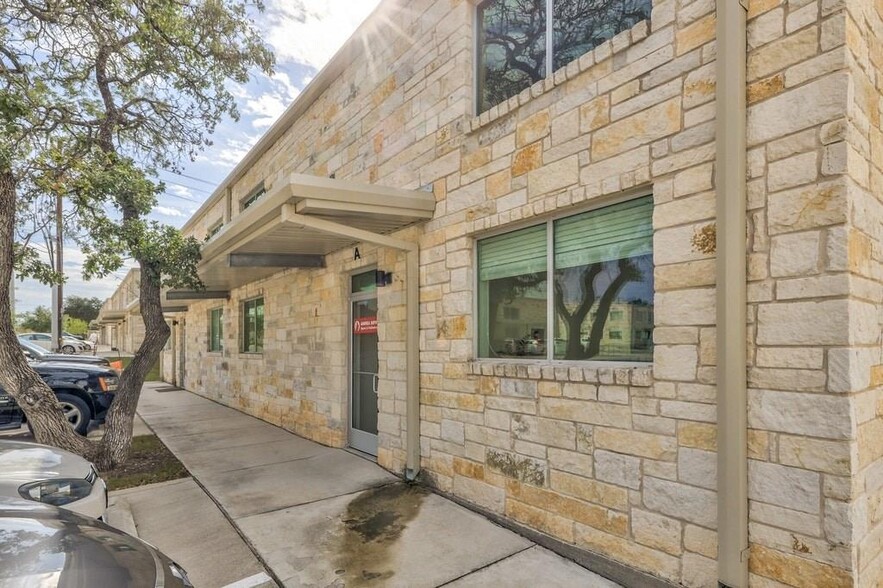 2000 Windy Ter, Cedar Park, TX for sale - Building Photo - Image 3 of 20