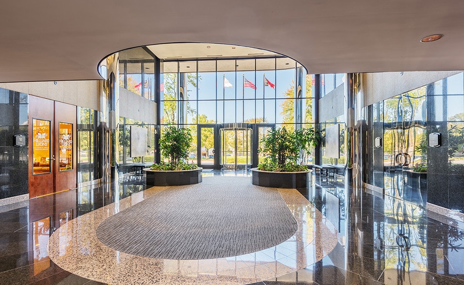 1901 Roxborough Rd, Charlotte, NC for lease - Lobby - Image 3 of 12