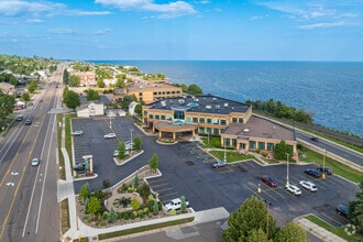 1420 London Rd, Duluth, MN - AERIAL  map view