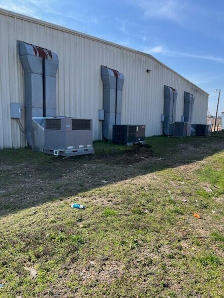 31366 NE 1st Ave, Carbon Hill, AL for sale - Building Photo - Image 3 of 7