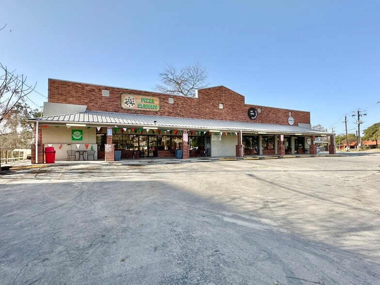 3420-3440 N St Marys St, San Antonio, TX for lease - Building Photo - Image 2 of 25