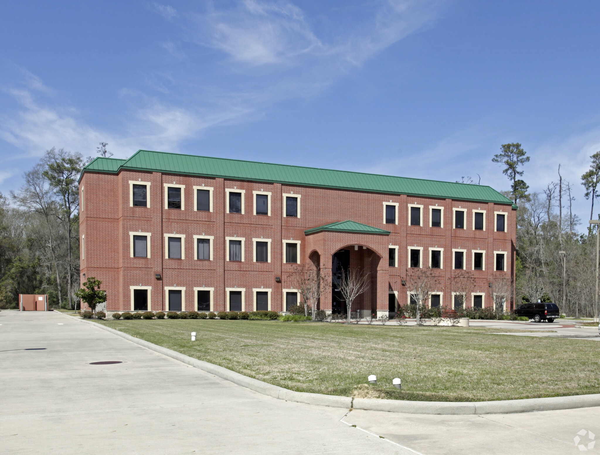 19411 McKay Blvd, Humble, TX for lease Building Photo- Image 1 of 39