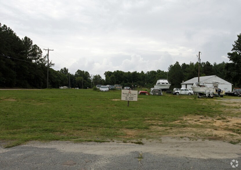 10999 General Puller Hwy, Hartfield, VA for sale - Primary Photo - Image 1 of 1