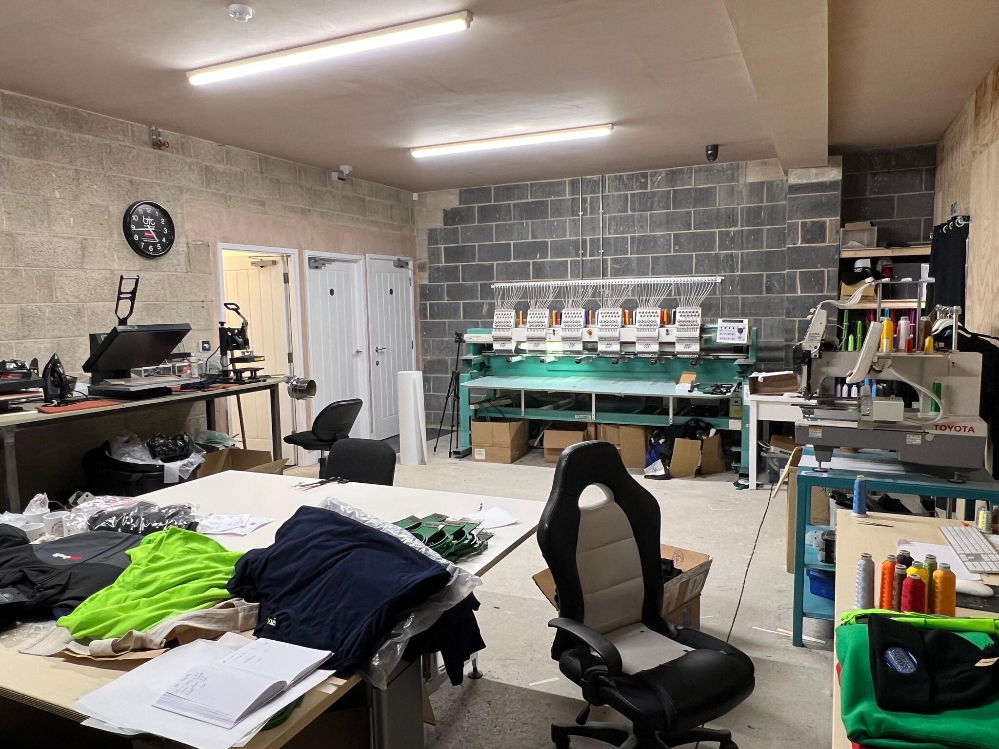 Oakwell Ct, Barnsley for lease Interior Photo- Image 1 of 4