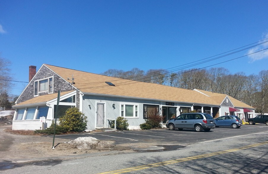 2 Doane Rd, Harwich Port, MA for sale - Primary Photo - Image 1 of 1