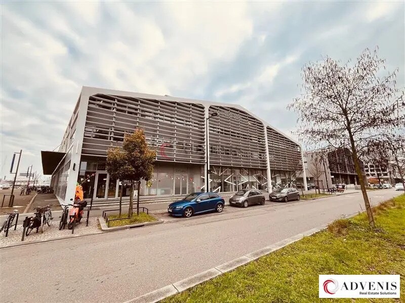 Office in Bordeaux for lease Building Photo- Image 1 of 12