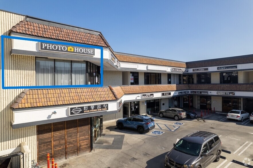 238-244 S Oxford Ave, Los Angeles, CA for lease Building Photo- Image 1 of 6