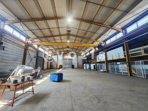 5 Avenue Karl Marx, Vaulx-en-Velin for lease Interior Photo- Image 1 of 14